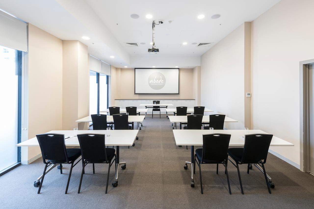 Abode Woden Aparthotel Κανμπέρα Εξωτερικό φωτογραφία