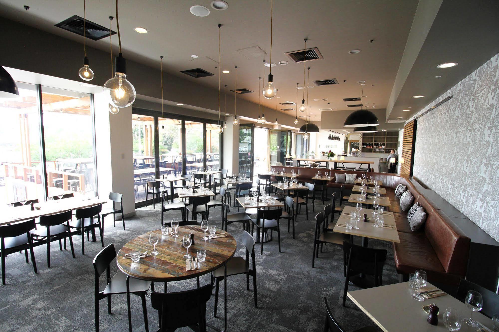 Abode Woden Aparthotel Κανμπέρα Εξωτερικό φωτογραφία
