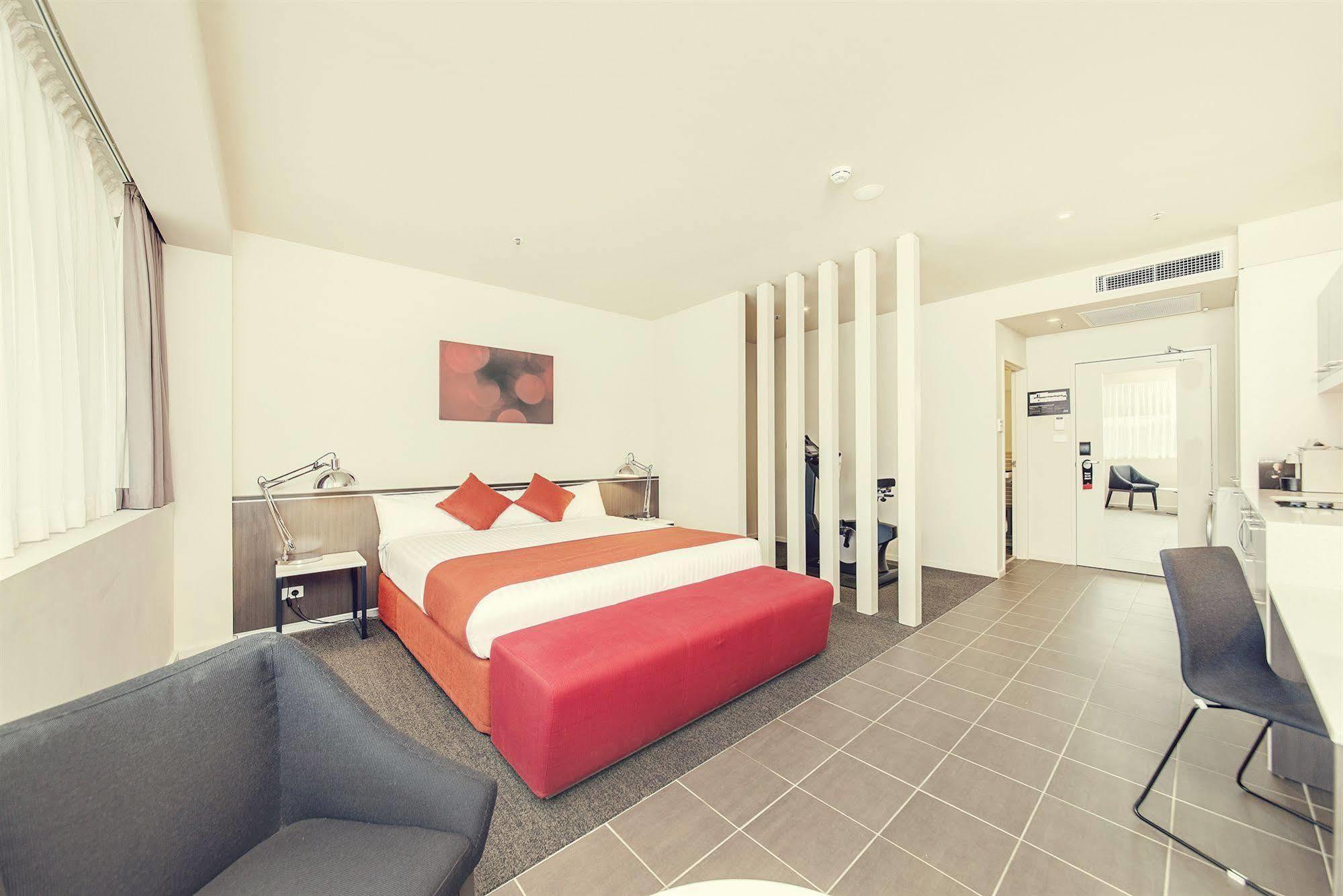 Abode Woden Aparthotel Κανμπέρα Εξωτερικό φωτογραφία